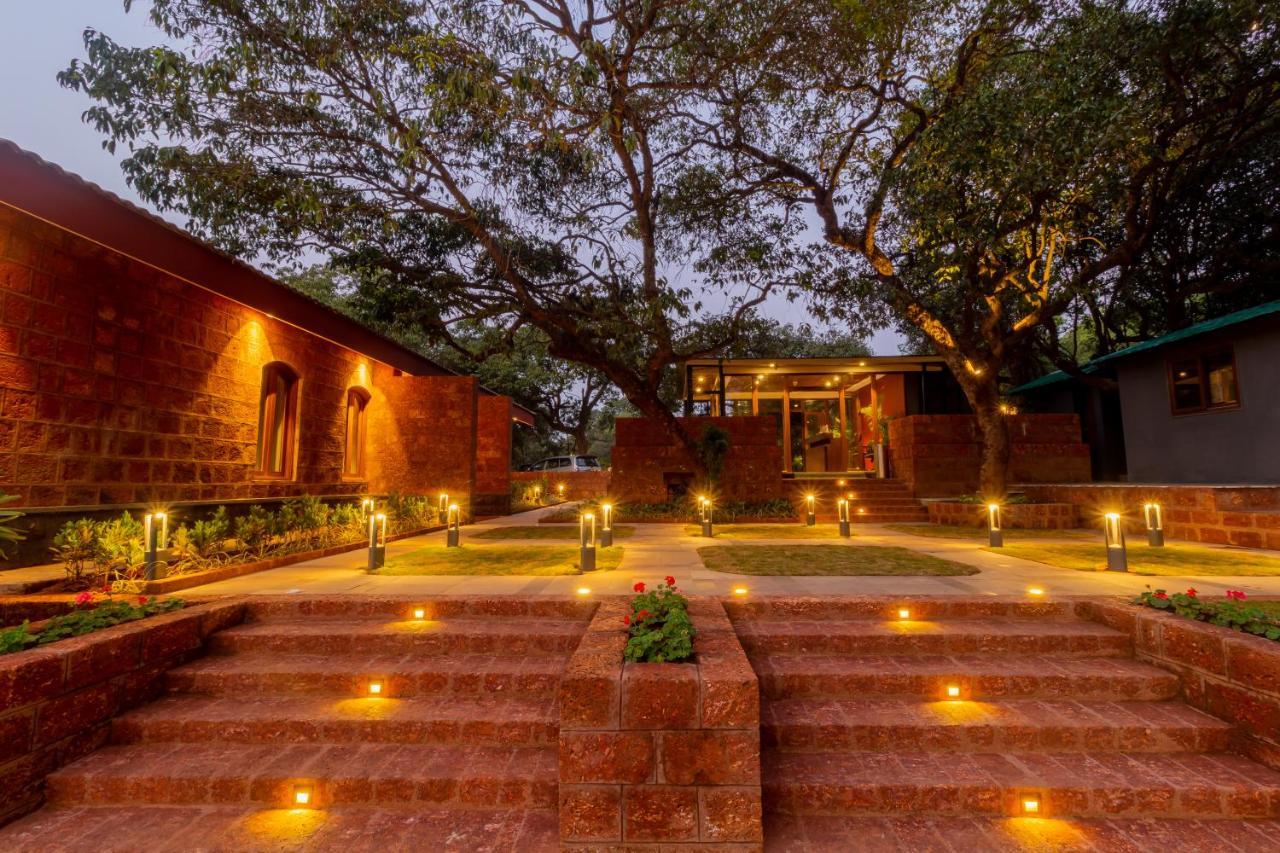 R R Heritage Resort Pure Vegetarian Махабалешвар Экстерьер фото
