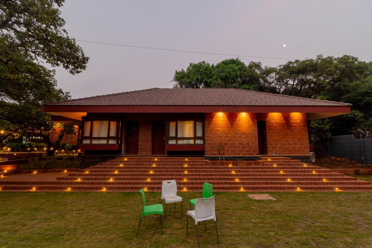 R R Heritage Resort Pure Vegetarian Махабалешвар Экстерьер фото