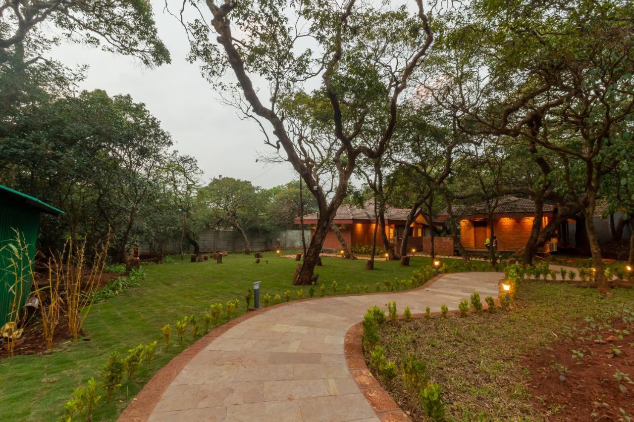 R R Heritage Resort Pure Vegetarian Махабалешвар Экстерьер фото